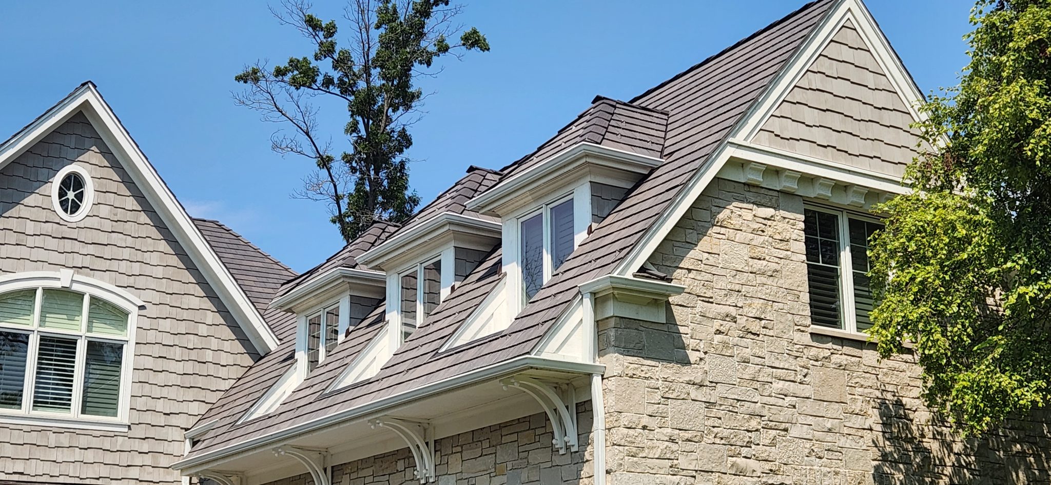 DaVinci Single Width Shake roof installation — Deerfield, IL